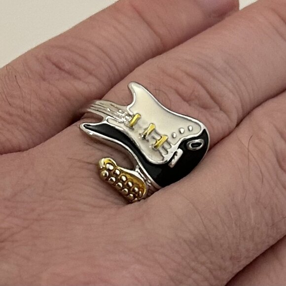 Guitar Ring, Size 9 Unisex - Picture 4 of 4